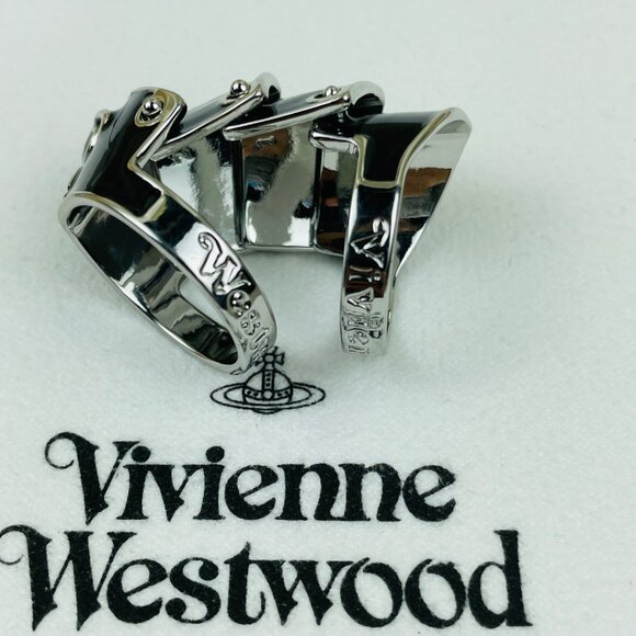 Vivienne Westwood black ring - Picture 4 of 9